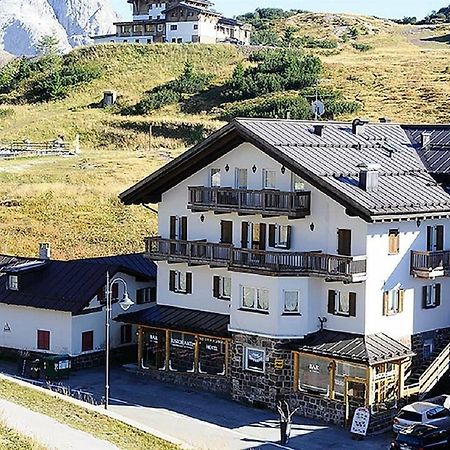 Alpenrose Hotel San Martino Di Castrozza Exterior photo