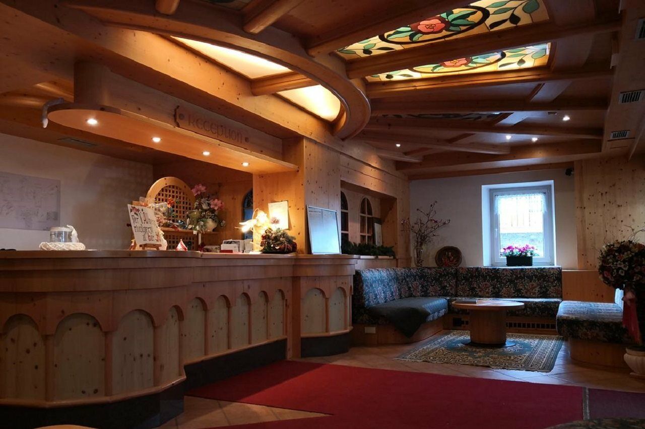 Alpenrose Hotel San Martino Di Castrozza Exterior photo